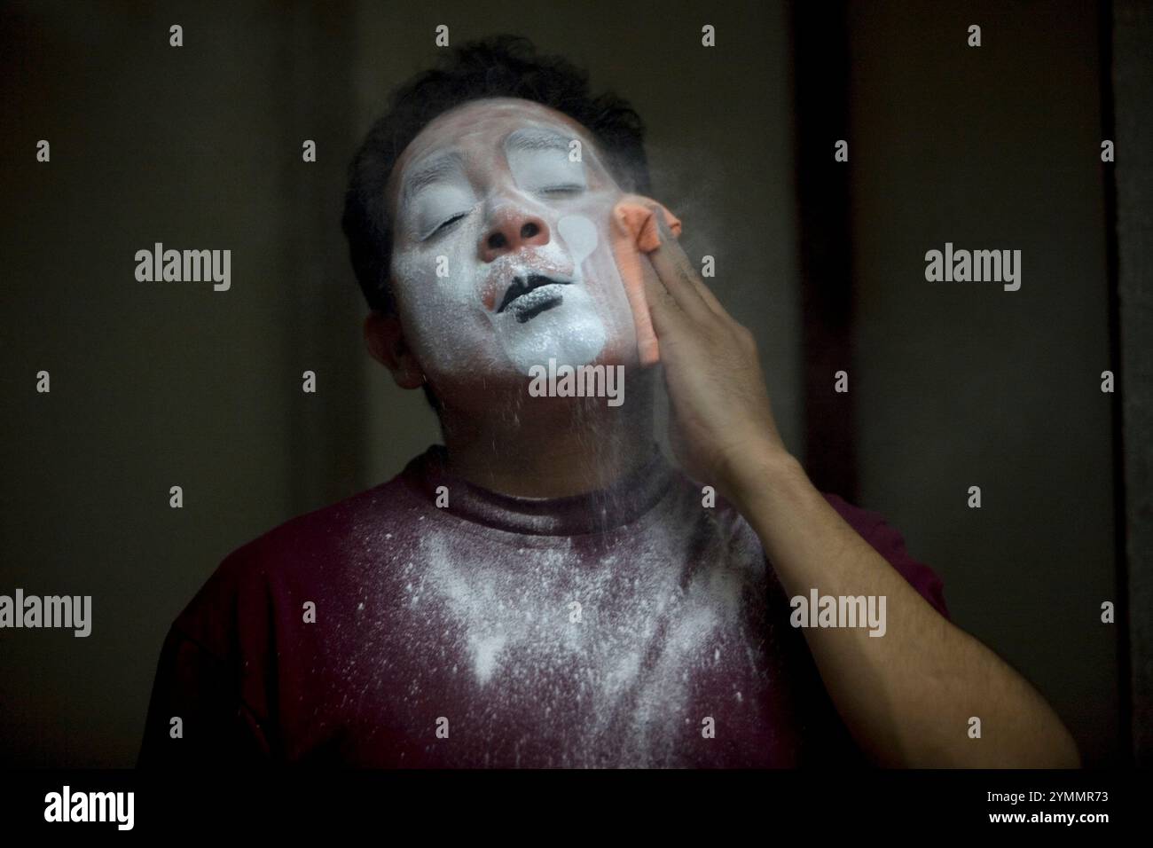 Circus clown face painting hi-res stock photography and images - Alamy
