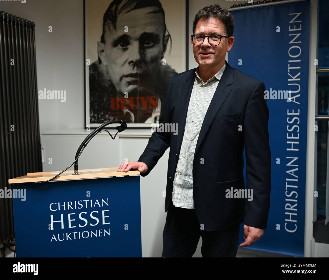 PRODUCTION 21 November 2024 Hamburg Auctioneer Christian Hesse production-21-november-2024-hamburg-auctioneer-christian-hesse