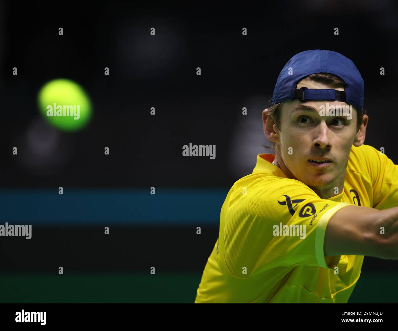 Malaga, Spain. 21 November, 2024.  Alex de Minaur, of Australia, in action against Taylor Fritz of the U.S., at the 2024 Davis Cup quarter finals, at Palacio de Deportes Jose Maria Martin Carpena Arena in Malaga. Credit: Isabel Infantes/Alamy Live News Stock Photo