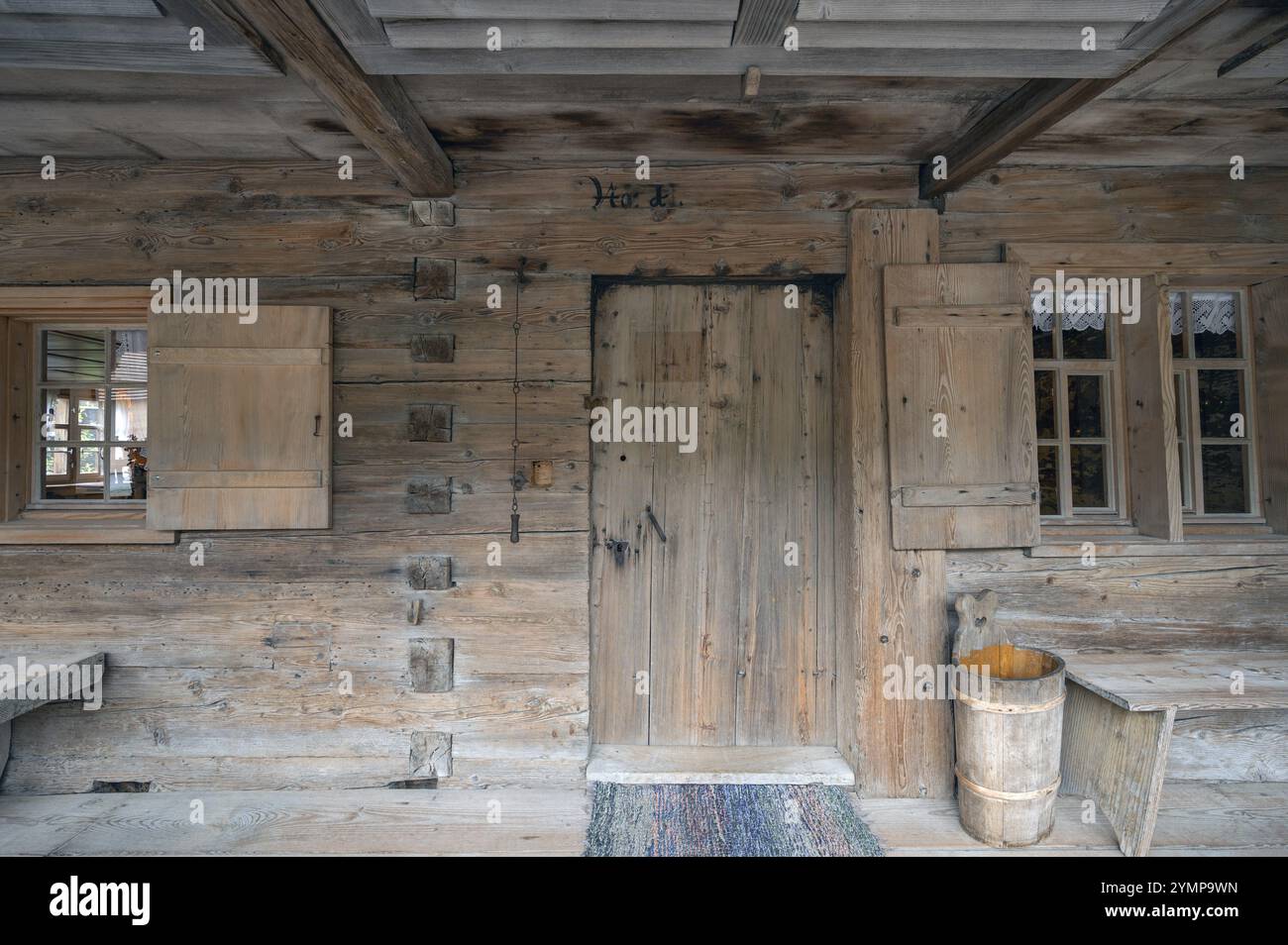 18th century farm house hi-res stock photography and images - Alamy