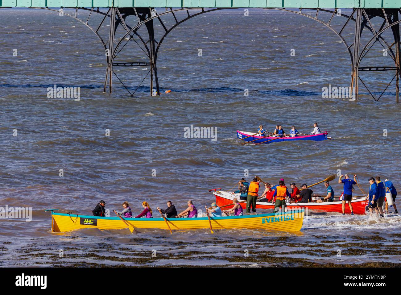 Pilot Gig racing on the Severn Estuary with choppy seas Stock Photo - Alamy