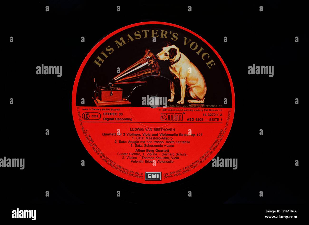 His masters voice record hi-res stock photography and images