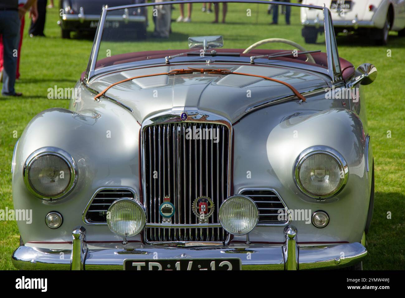 Motor car hood strap hi-res stock photography and images - Alamy Motor car hood strap hi-res stock photography and images - Alamy