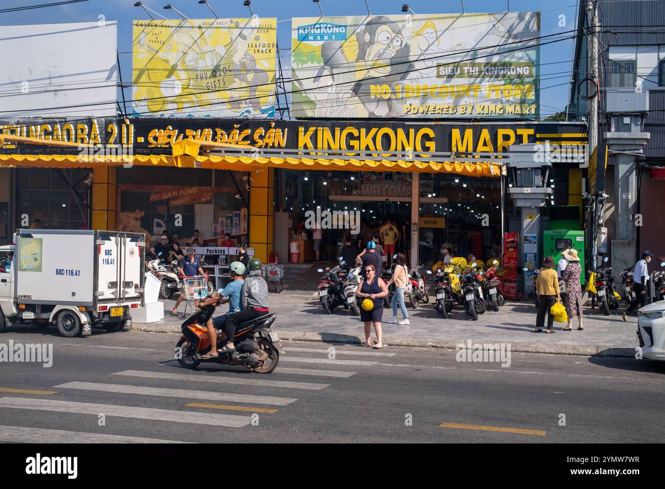 KingKong Mart Supermarket Phu Quoc Island Vietnam Stock Photo Alamy kingkong-mart-supermarket-phu-quoc-island-vietnam-stock-photo-alamy