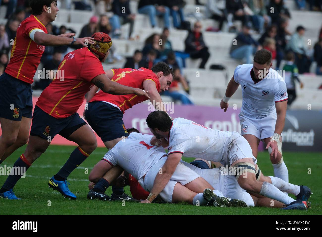 Tackling sports term hi-res stock photography and images - Alamy