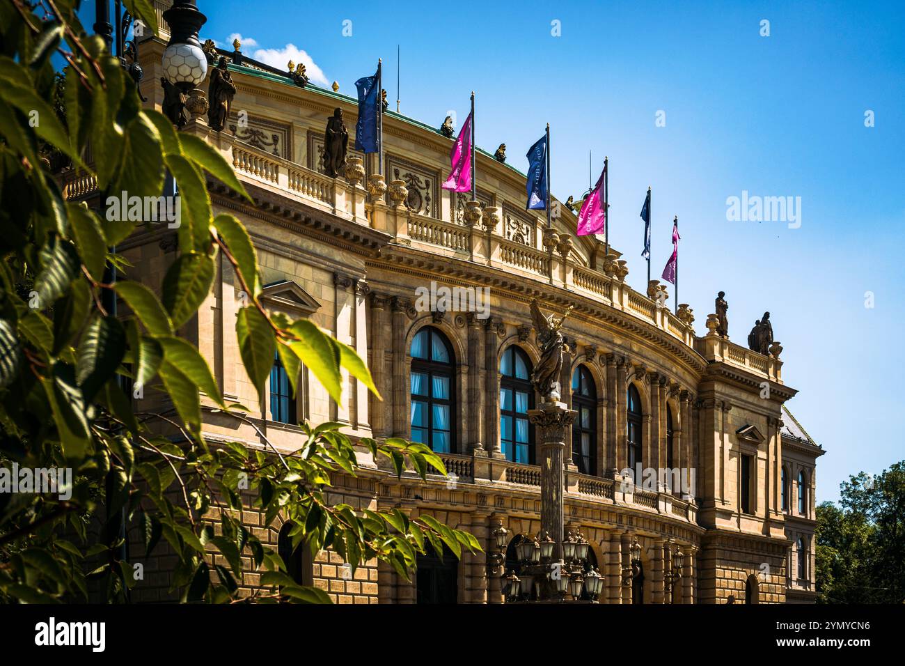 Num Building The Majestic Rudolfinum Building: A Historic Cultural Landmark in ...