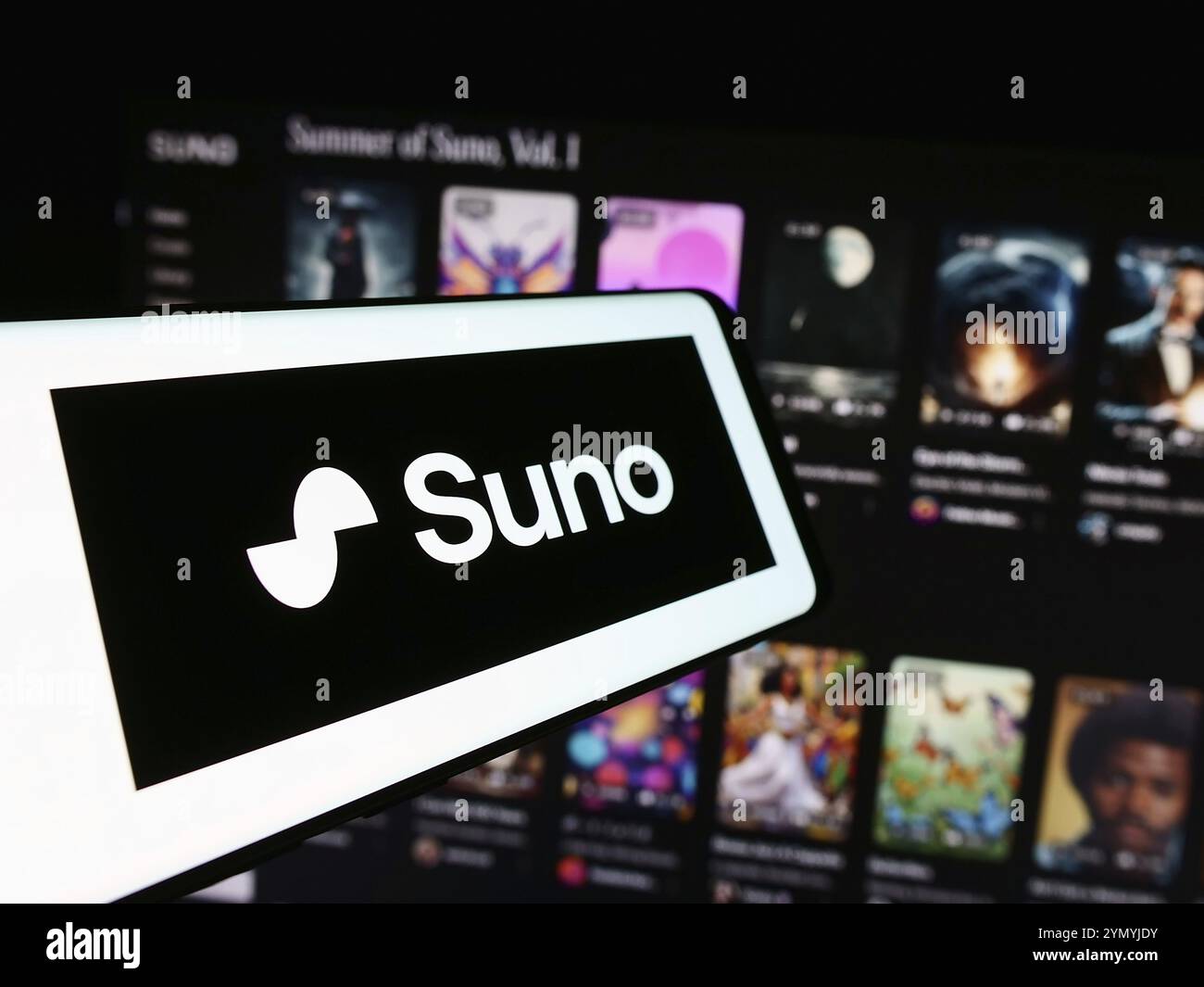 Stuttgart, Germany, 07-16-2024: Smartphone with logo of American artificial intelligence (AI) company Suno Inc. in front of business website. Focus on Stock Photo