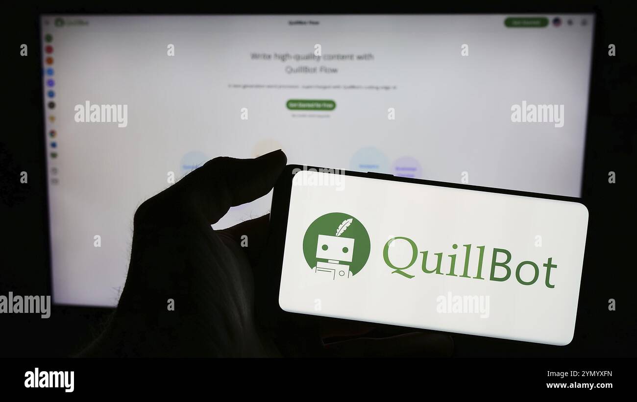 Quillbolt Icon Quillbot logo hi-res stock photography and images - Alamy