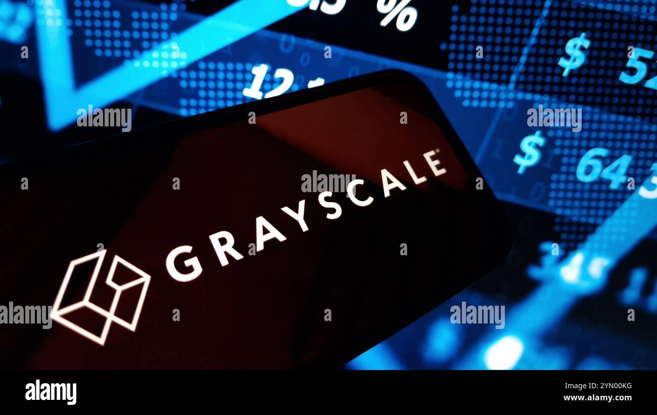 Grayscale bitcoin trust hi-res stock photography and images - Alamy