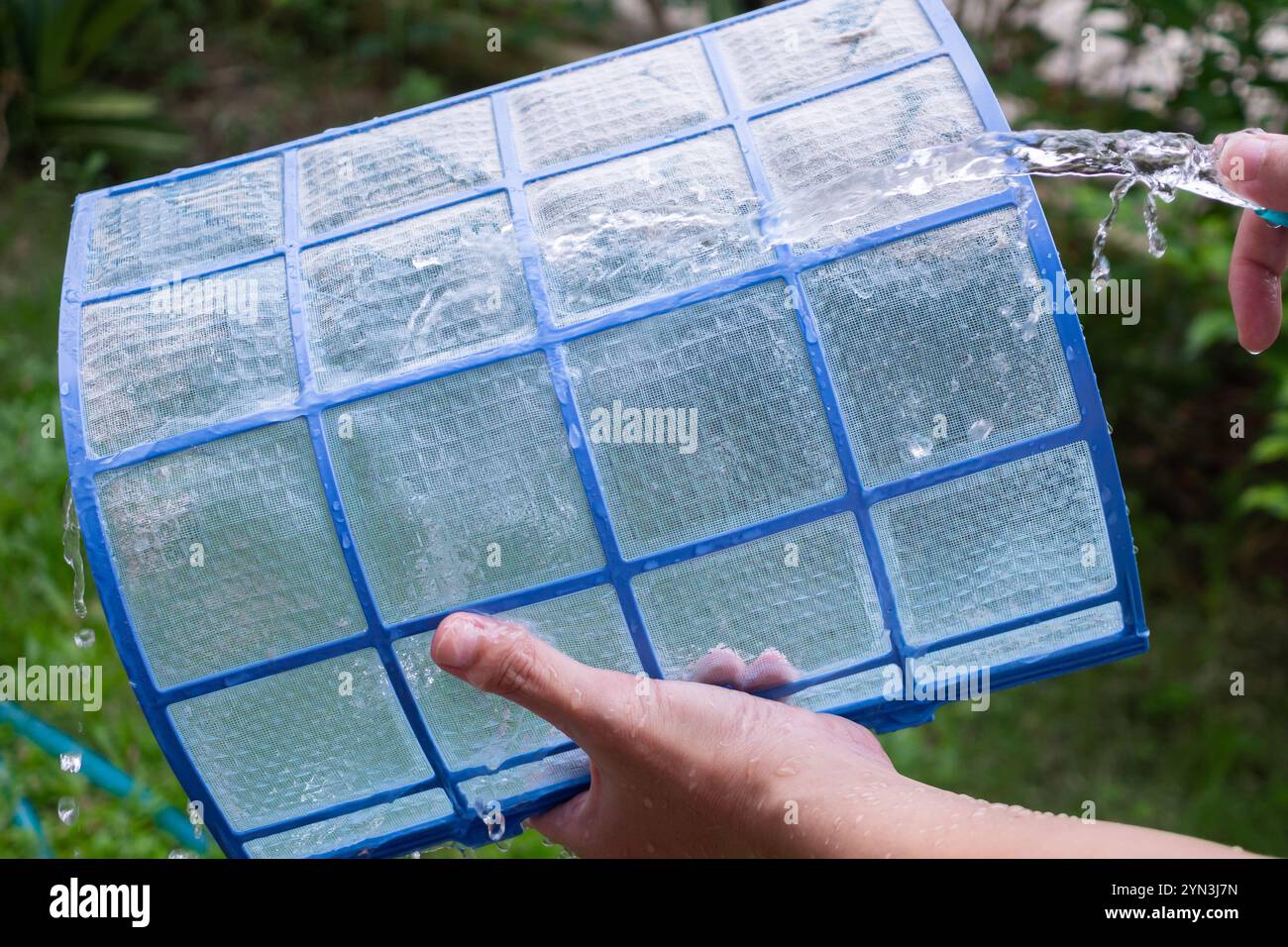 Dusty dirty mesh filter hi-res stock photography and images - Alamy