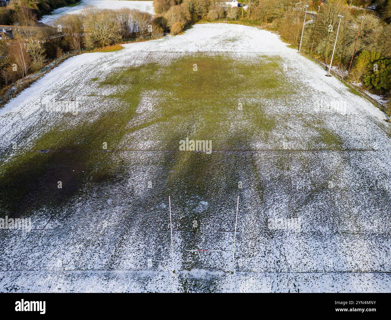 Snow on rugby pitch hi-res stock photography and images - Alamy