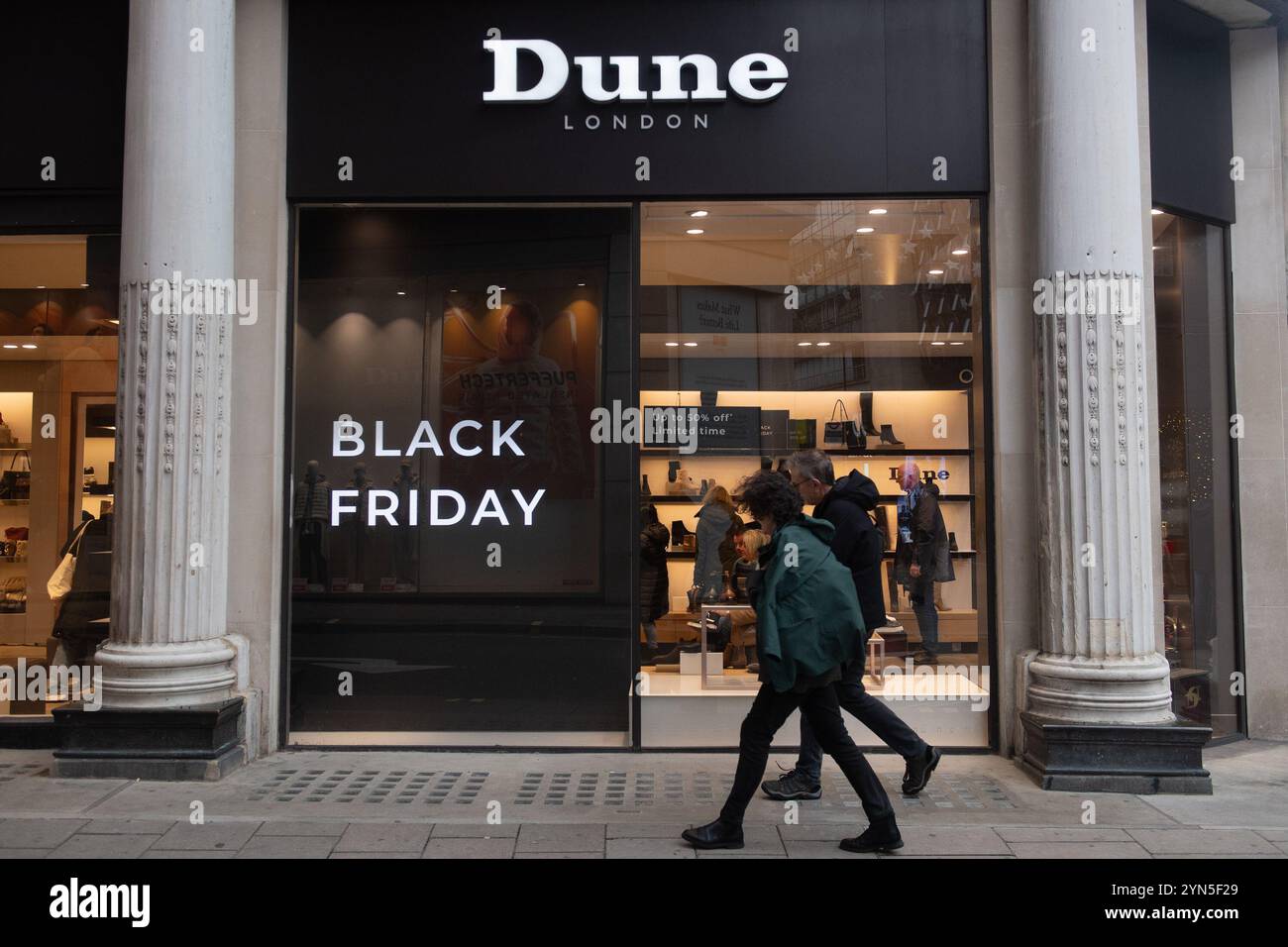 Dune shoes retail hi res stock photography and images Alamy