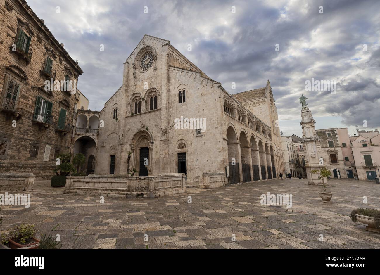 Iconic european cities hi-res stock photography and images - Alamy