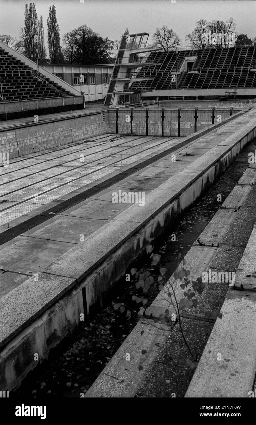 Stadium im Black and White Stock Photos Images Alamy