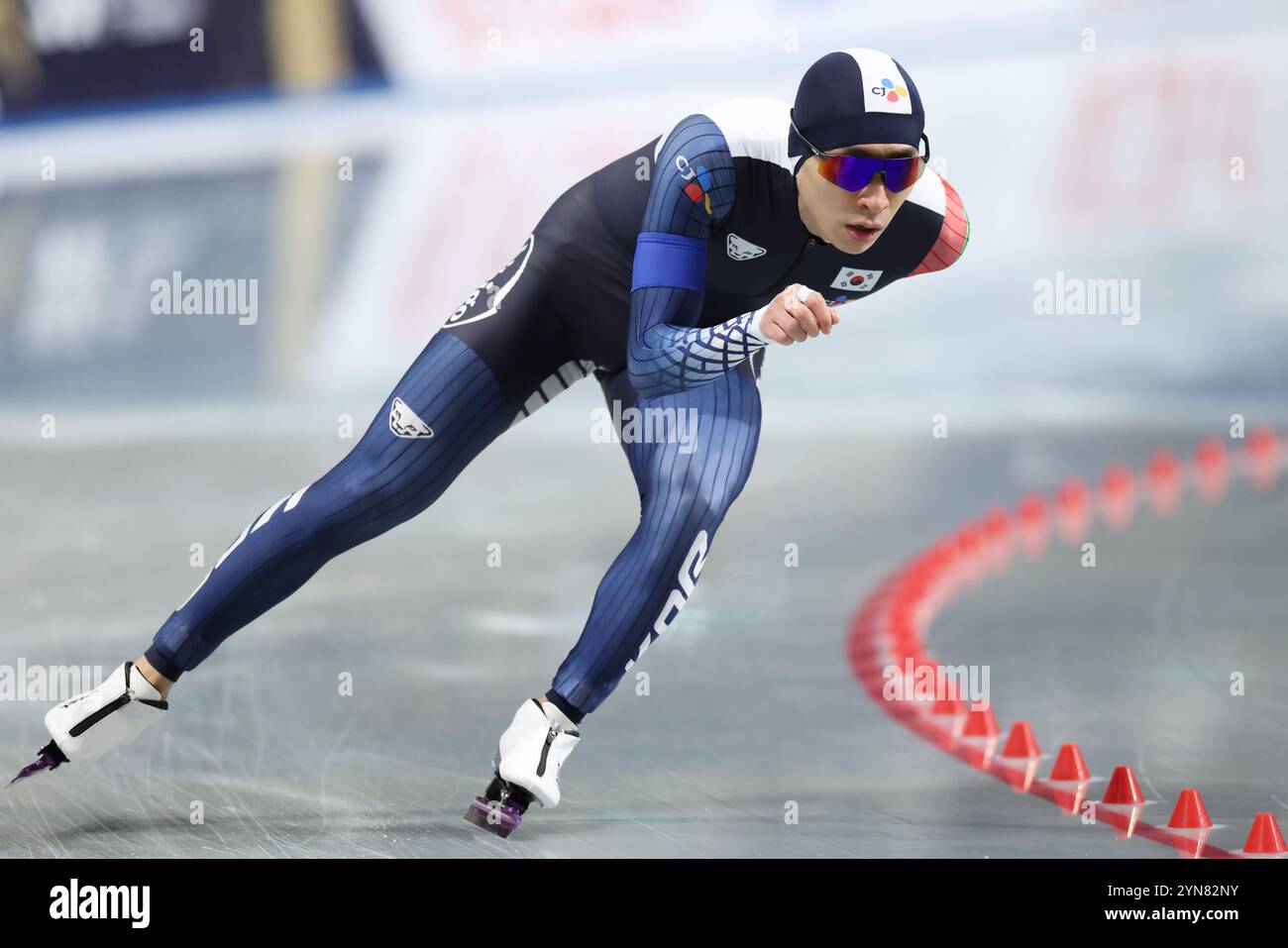 Nagano, Japan. 23rd Nov, 2024. Seung-Hoon Lee (KOR) Speed Skating : ISU ...