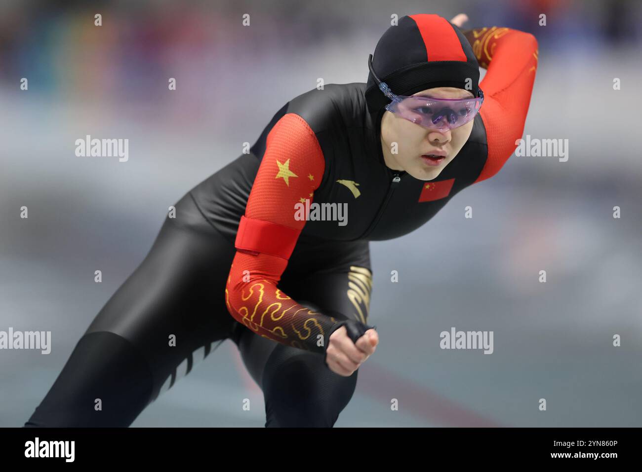 Nagano, Japan. 24th Nov, 2024. Shihui Yu (CHN) Speed Skating : ISU ...