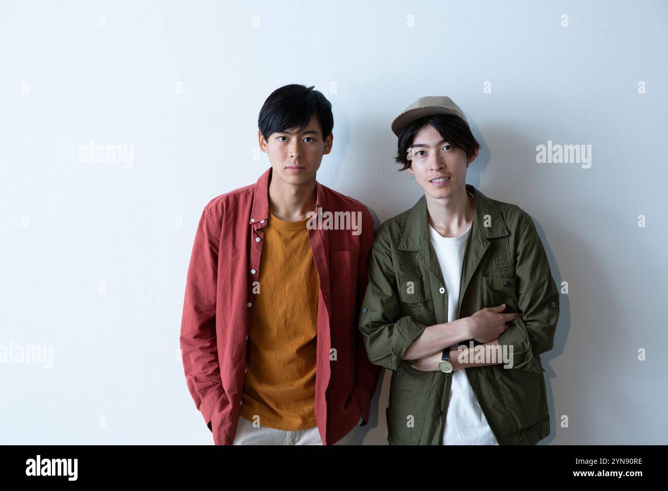 Side view portrait foreign hi-res stock photography and images - Alamy