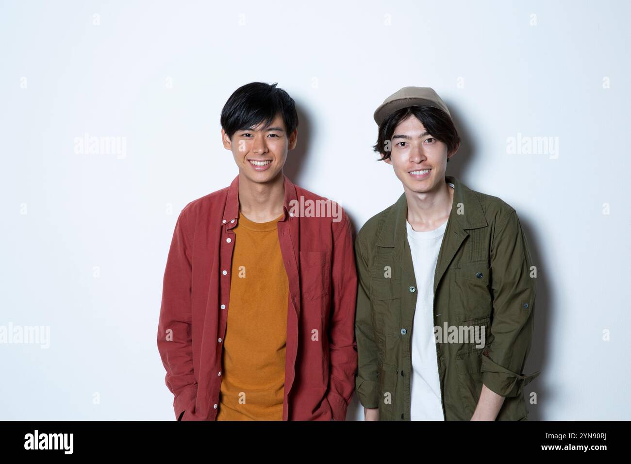 Side view portrait foreign hi-res stock photography and images - Alamy