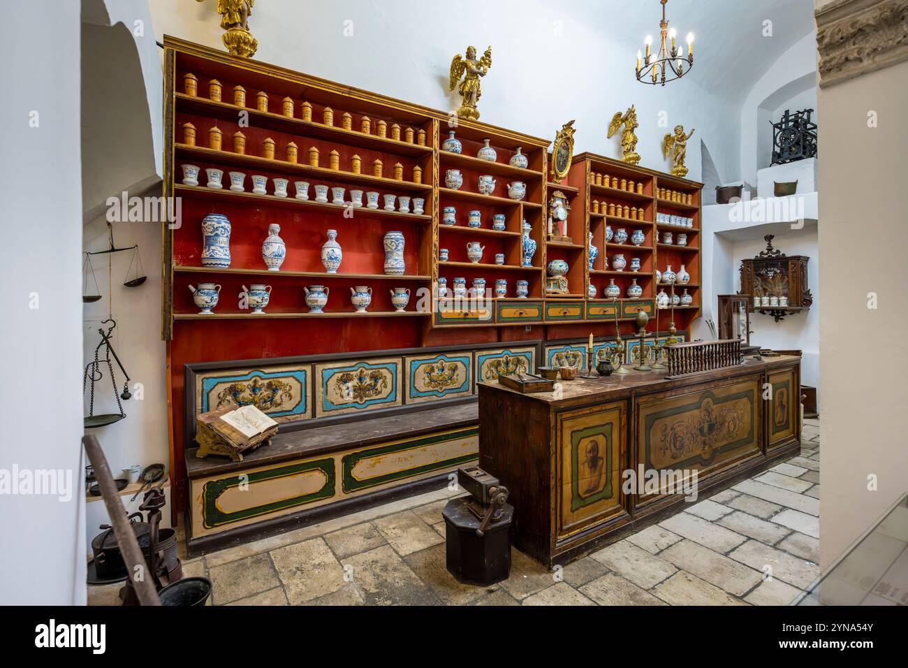 Croatia, Dalmatia, Dalmatian coast, Dubrovnik, historic center listed as World Heritage by UNESCO, Franciscan pharmacy, one of the oldest in Europe Stock Photo