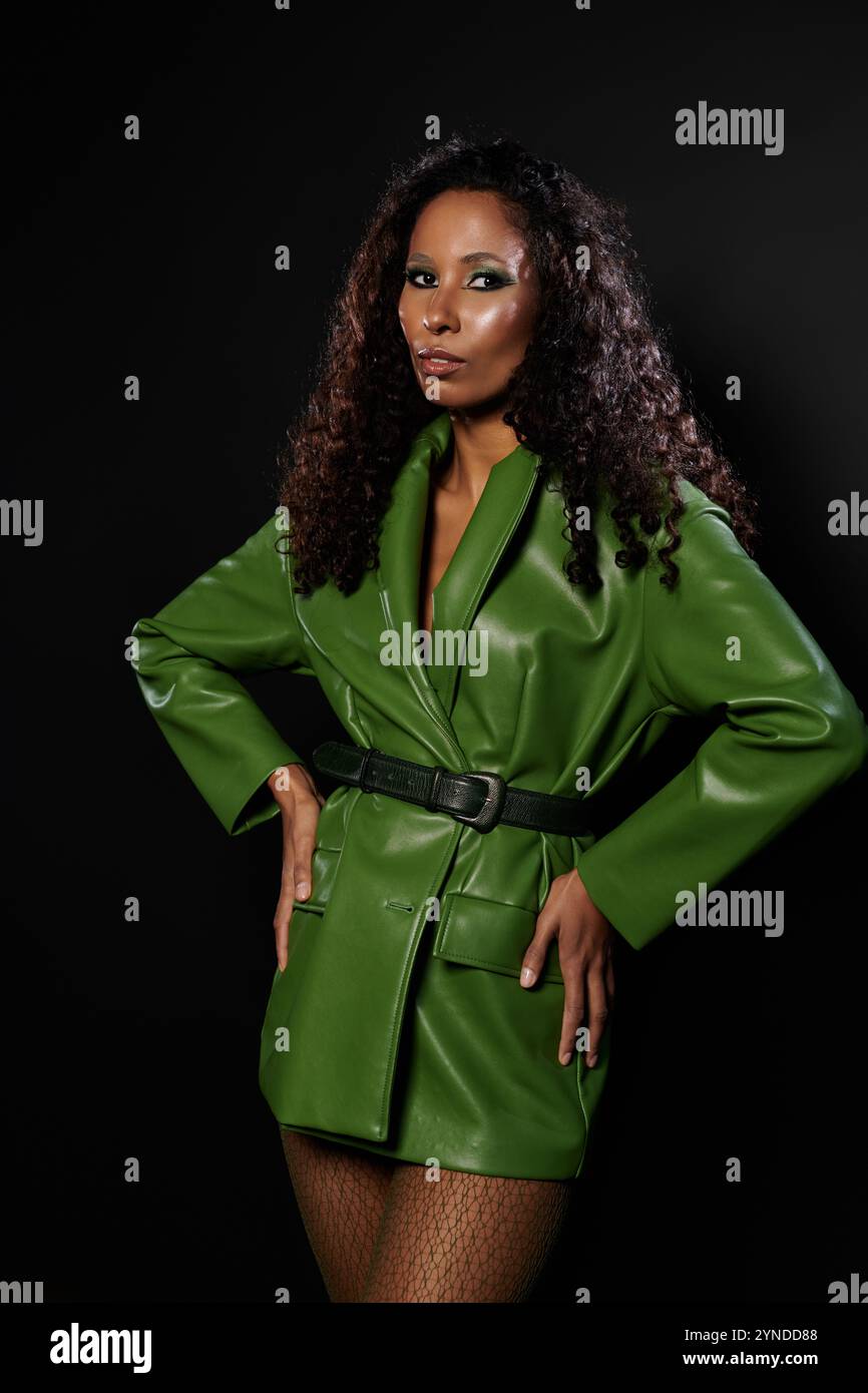 Portrait woman dramatic lighting green hi-res stock photography and ...