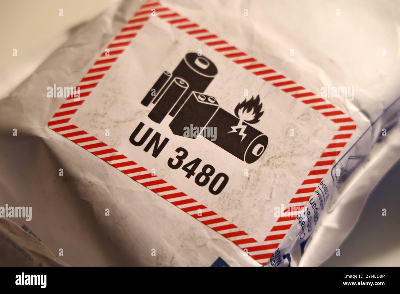 Aufkleber paket hi-res stock photography and images - Alamy