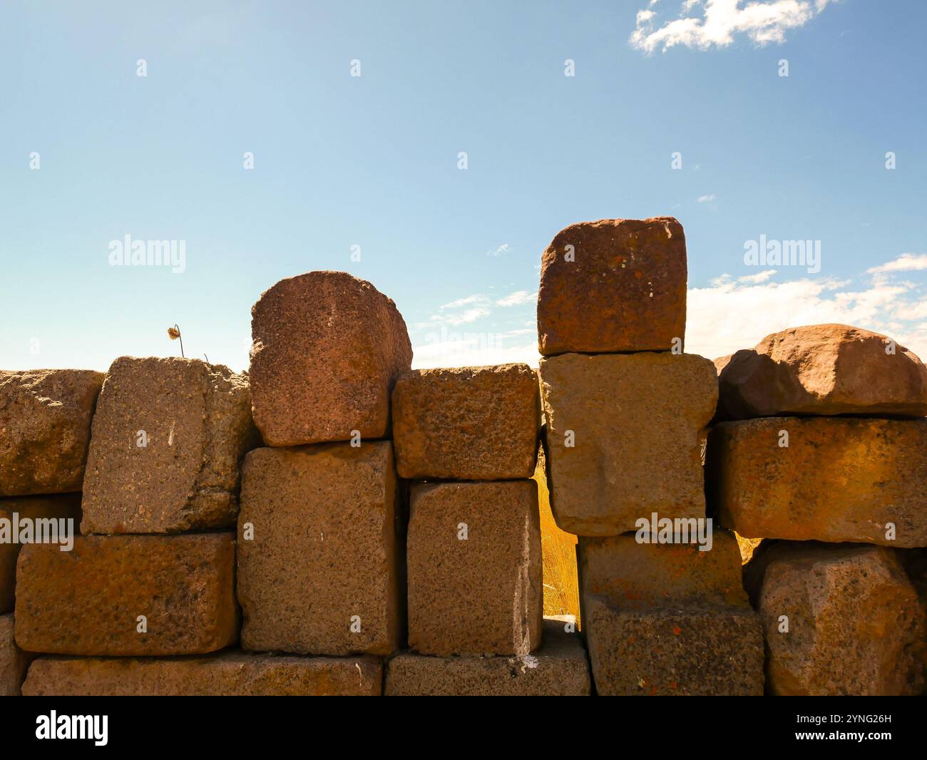 Stones one on top of the other hi-res stock photography and images - Alamy