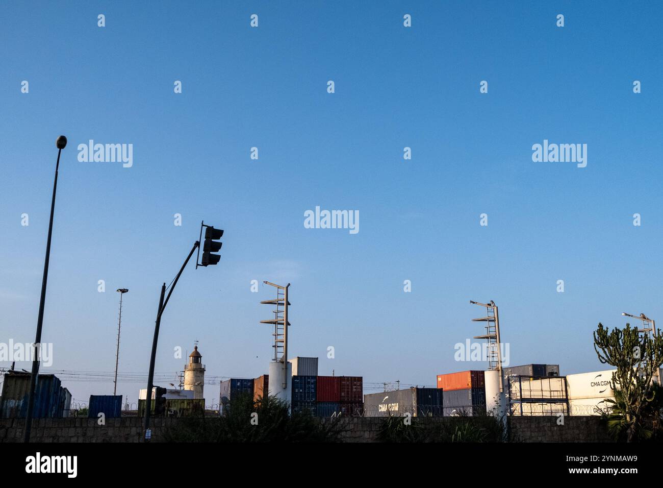 Conteneur de fret hi-res stock photography and images - Alamy
