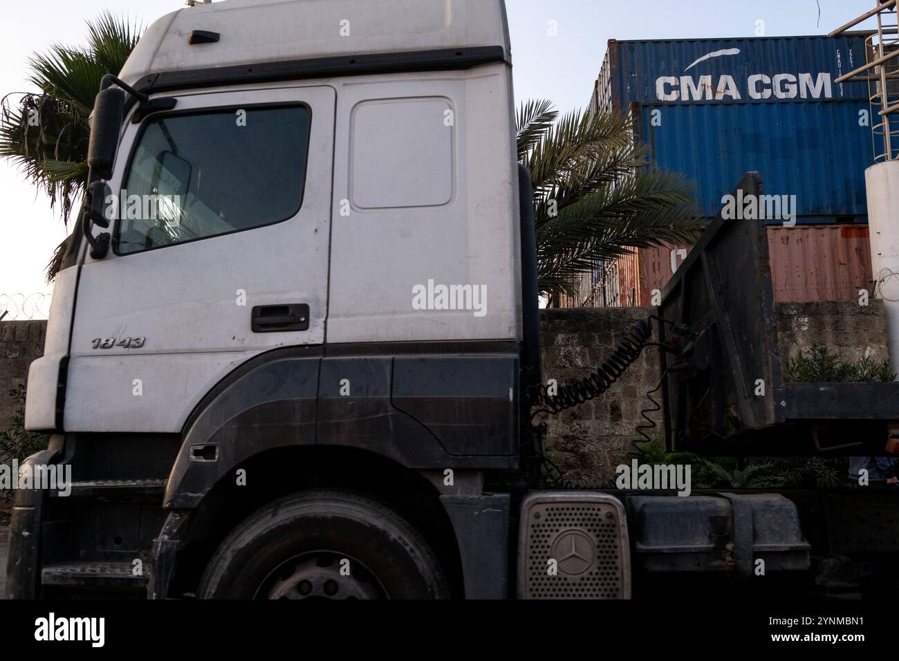 Transport de fret conteneur hi-res stock photography and images - Alamy