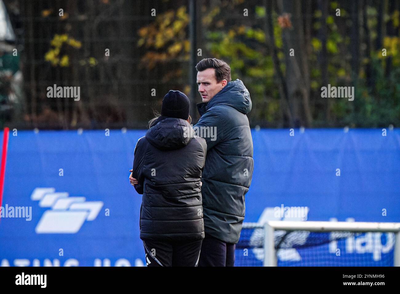 Claus Costa (Hamburger SV, Direktor Profifussball)  GER, Training Hamburger SV, Fussball, 2. Bundesliga, Saison 2024/2025, 26.11.2024  Foto: Eibner-Pressefoto/Marcel von Fehrn Stock Photo