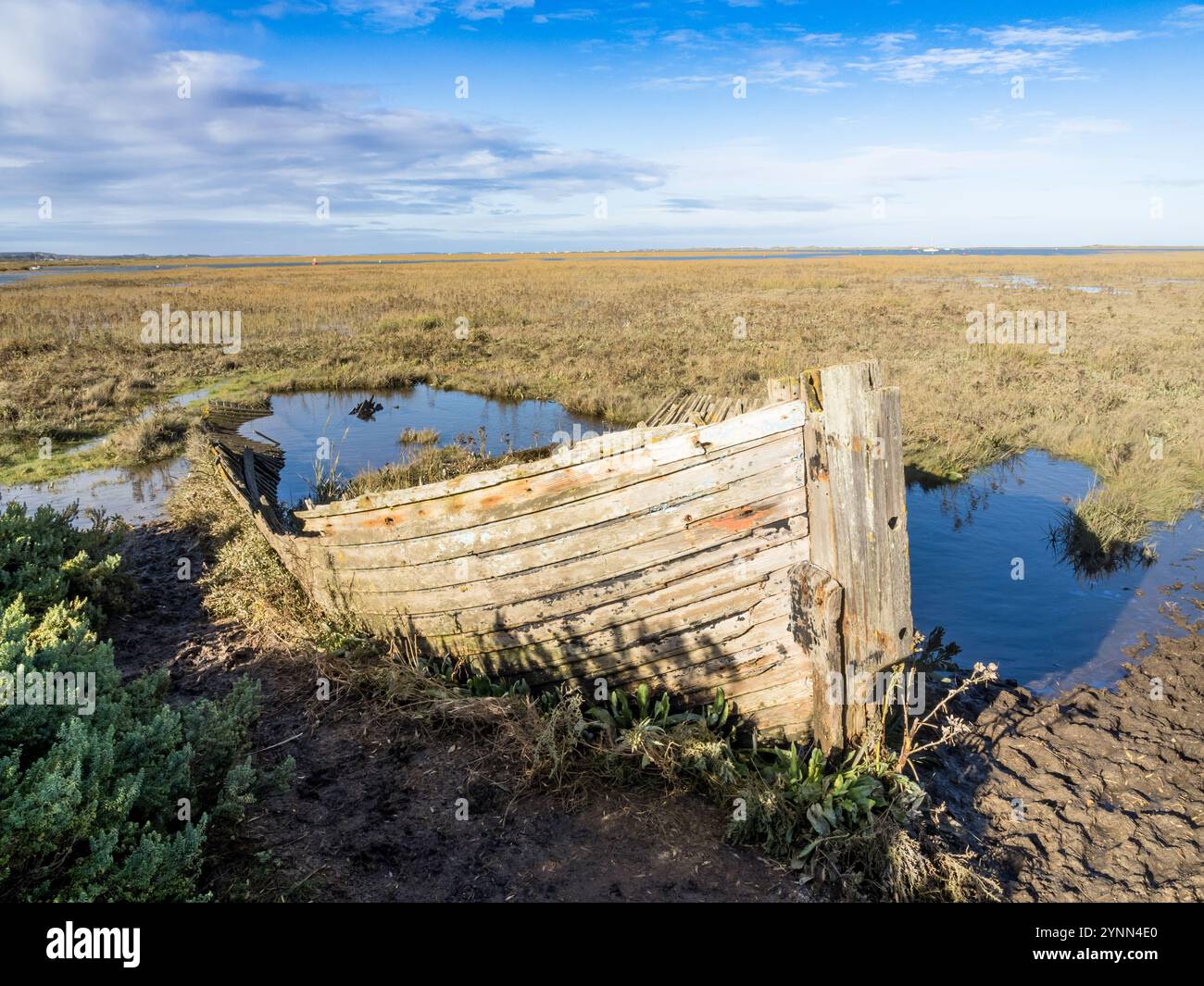 Old wooden abandoned boat hi-res stock photography and images - Alamy