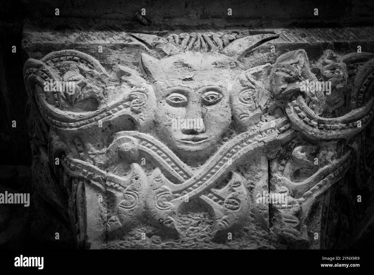 10th century temple Black and White Stock Photos & Images - Alamy