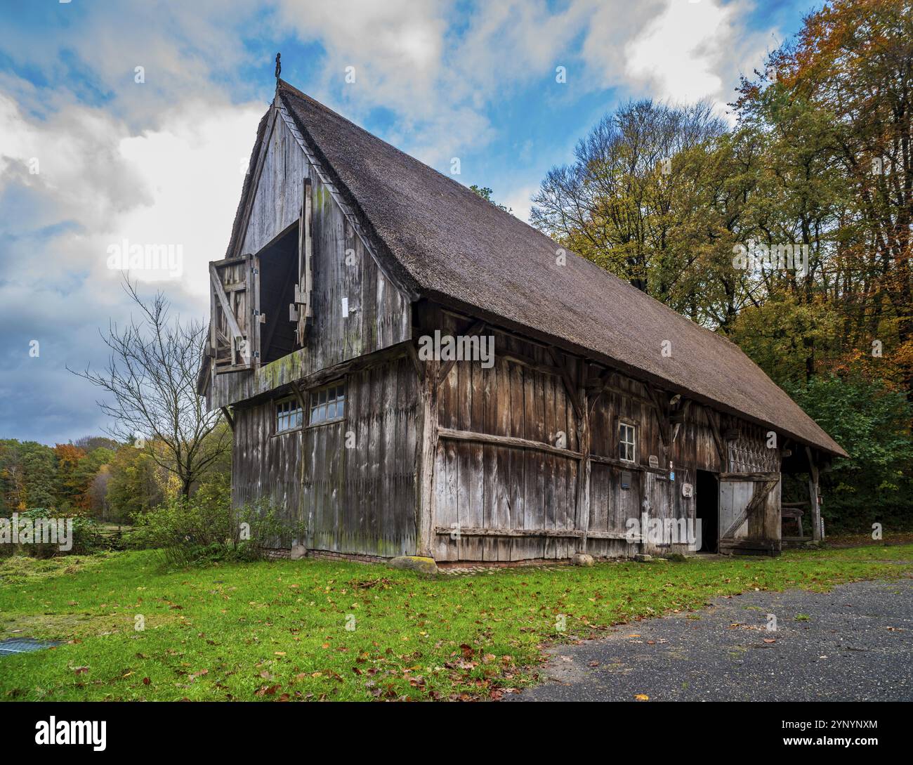 Old wooden shed used by farmers Stock Photo - Alamy