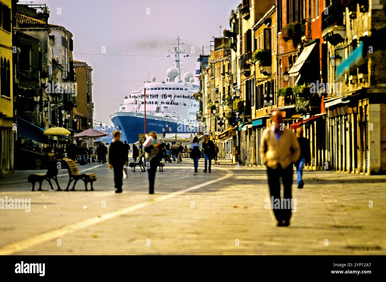 Cruise ship venice garibaldi hi-res stock photography and images - Alamy