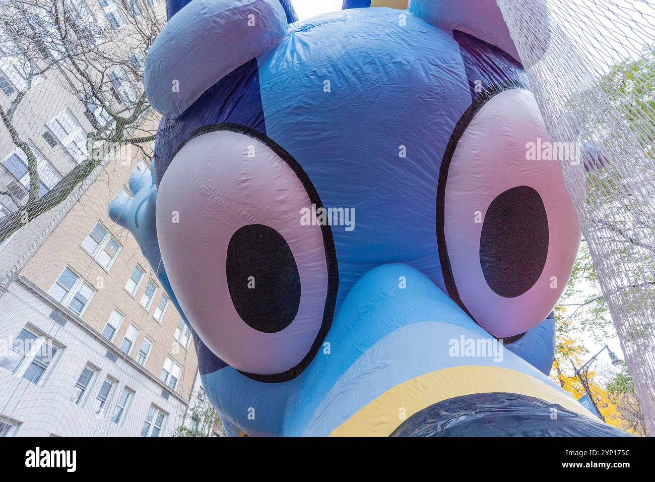 Bluey balloon hi-res stock photography and images - Alamy