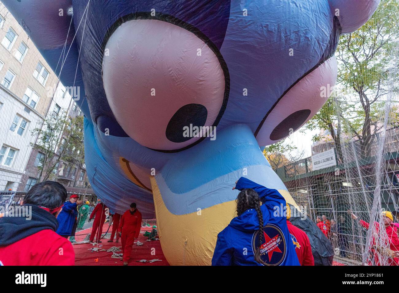 Bluey balloon hi-res stock photography and images - Alamy