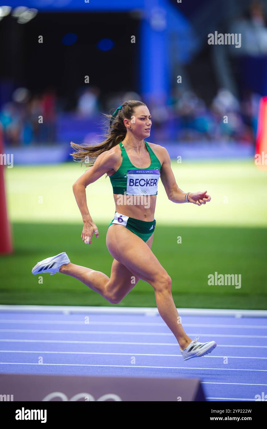 Sophie Becker participating in the 400 meters at the Paris 2024 Olympic Games. Stock Photo