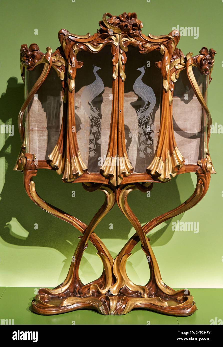 Carved Teak Mirror From Rajasthan - Ca 1920 Carved Teak Mirror From Rajasthan - Ca 1920