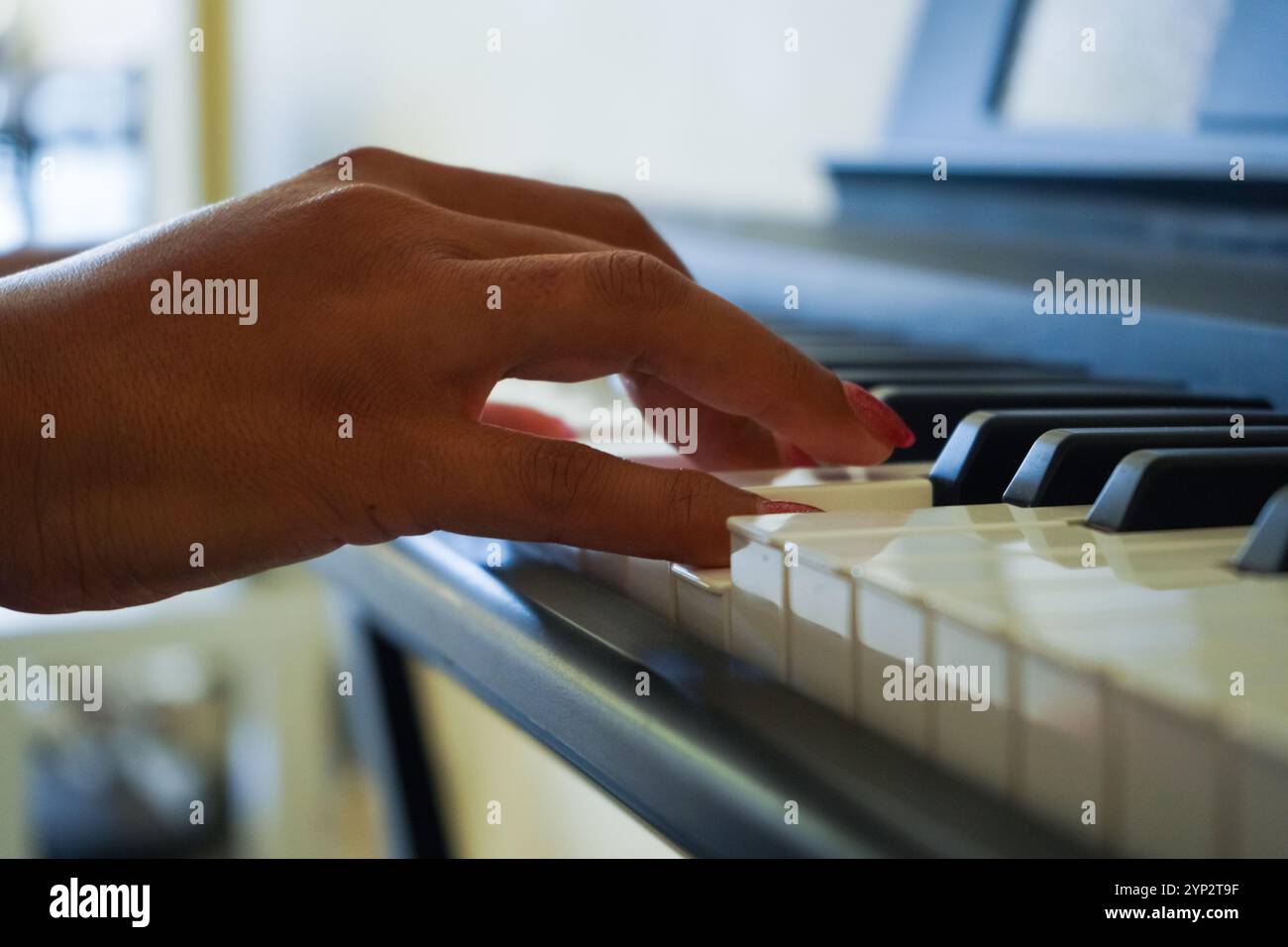 Handheld close up shot woman hi-res stock photography and images - Alamy