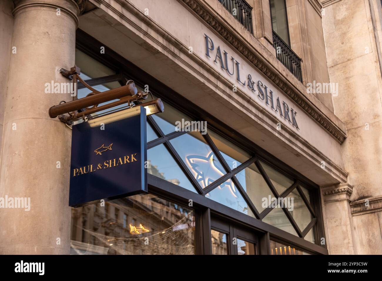 Paul shark hi-res stock photography and images - Alamy