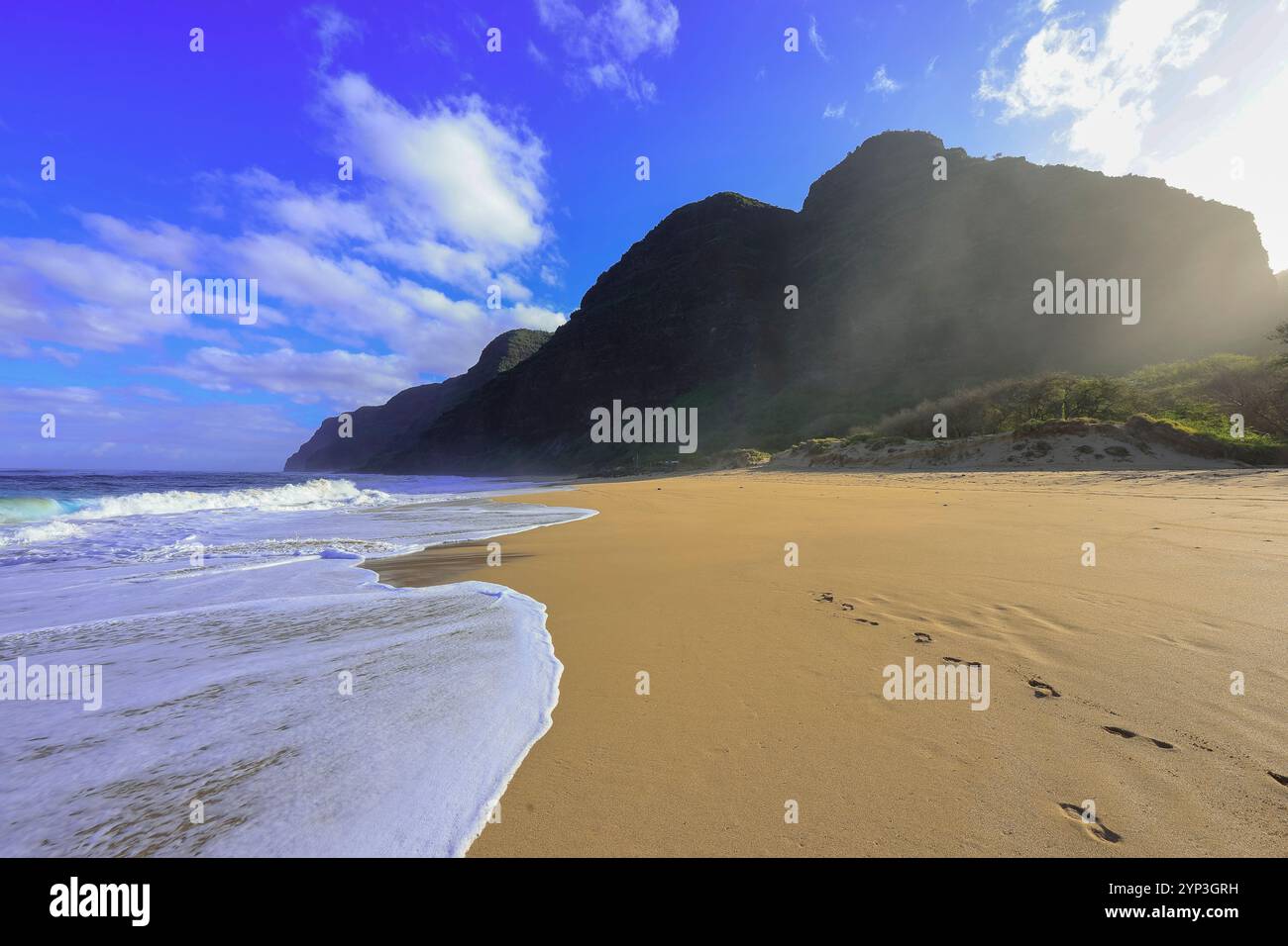 Polihale State Park: Why Kauai Locals Go To This Beach Polihale State Park: Why Kauai Locals Go To This Beach