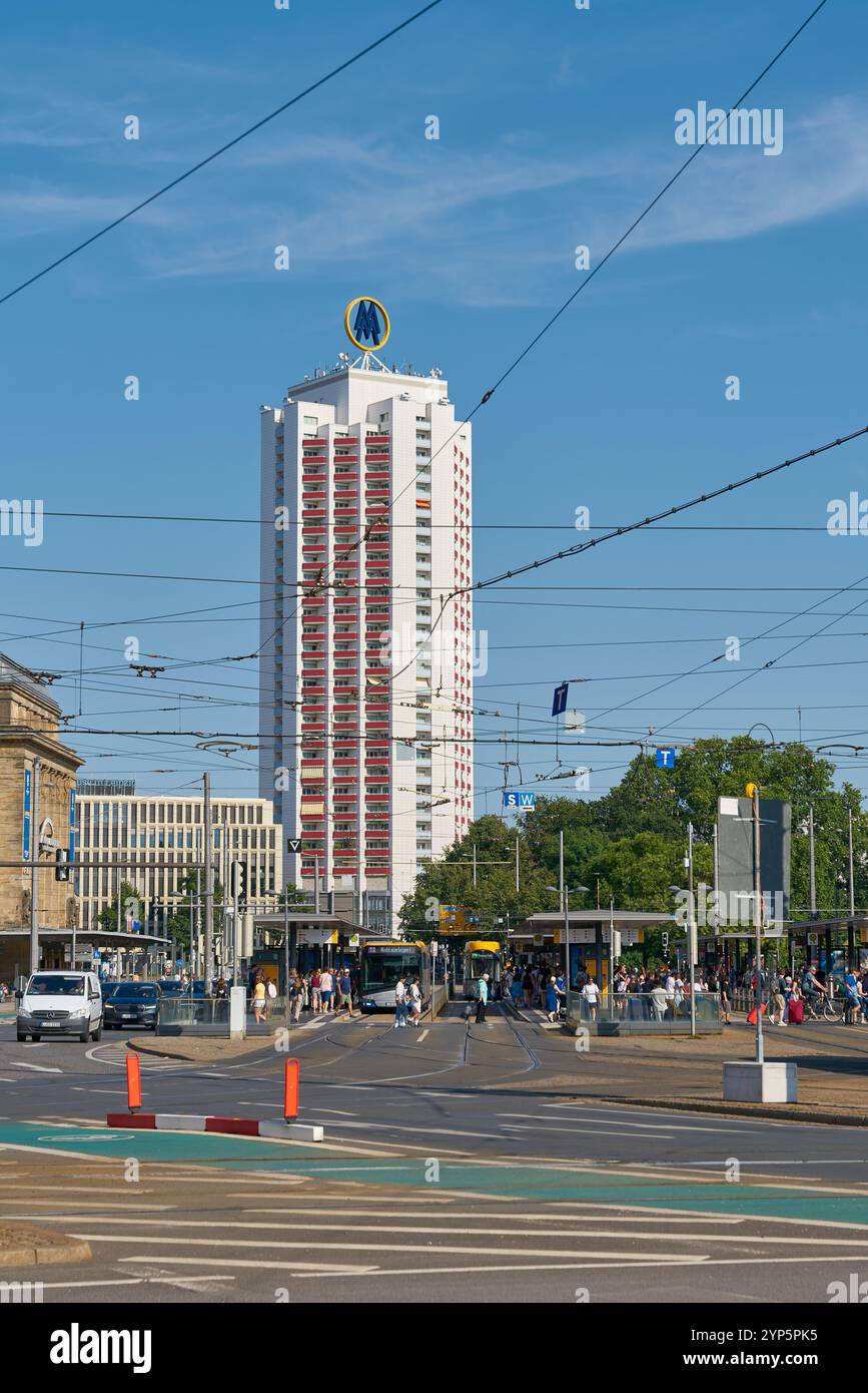 the station forecourt in Leipzig with the Wintergarten high-rise, Wintergartenhochhaus one of Leipzig's tallest buildings, in the background Stock Photo