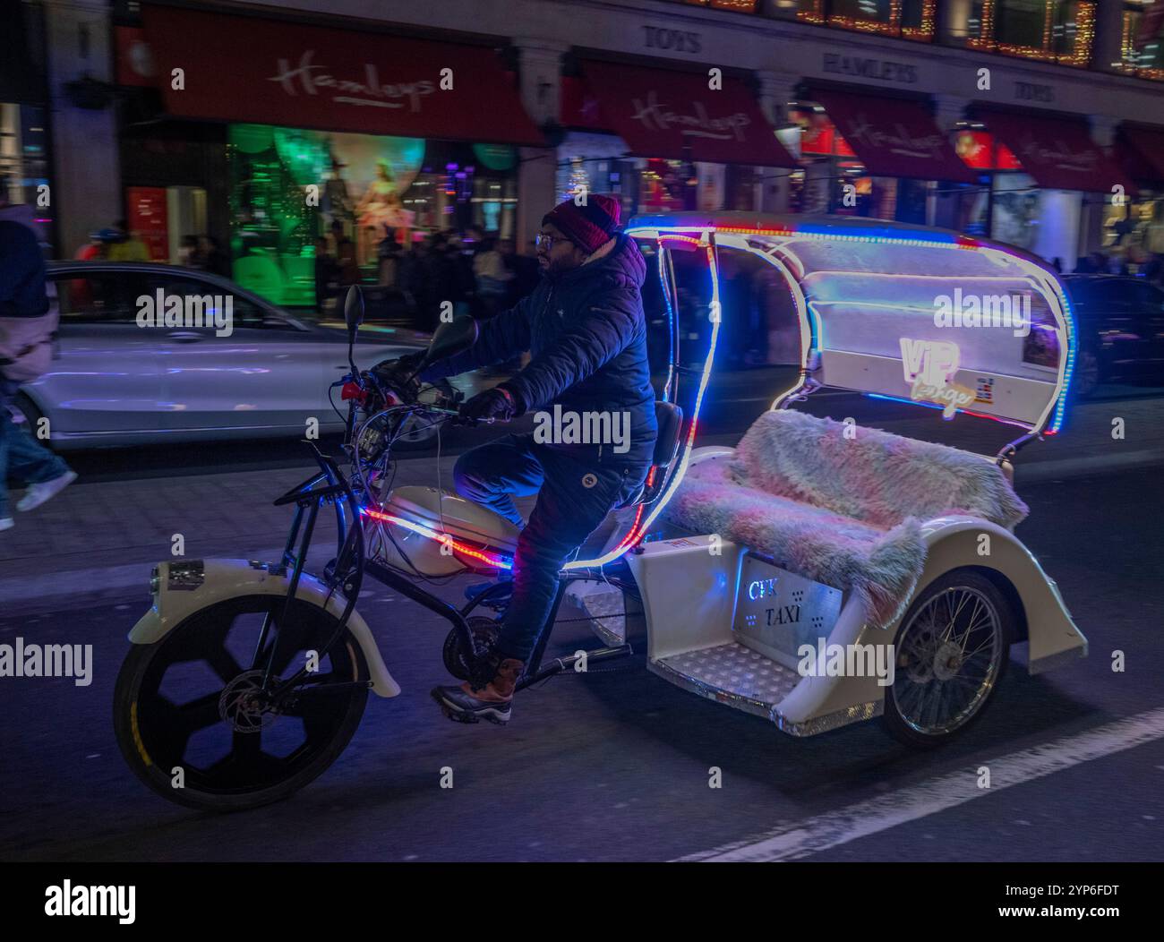 London taxi tricycle hi-res stock photography and images - Alamy