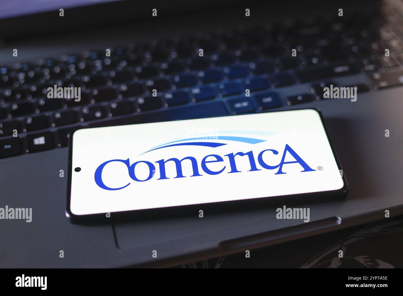 Comerica logo hi-res stock photography and images - Alamy