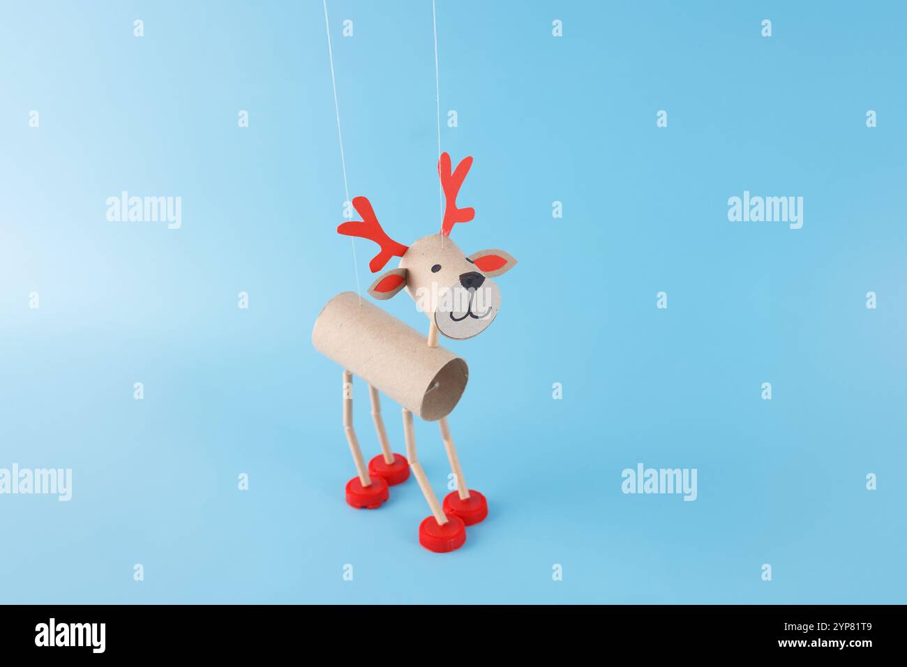 easy activity to do, Christmas reindeer toilet paper roll craft for kid ...