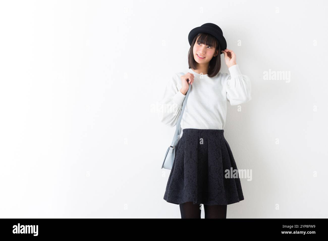 Girl woman bowler hat hi-res stock photography and images - Alamy