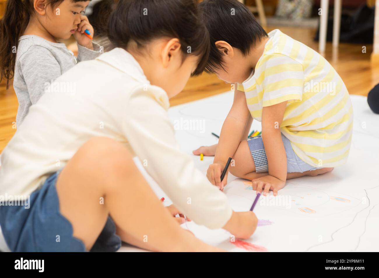 School children drawing a picture Stock Photo - Alamy