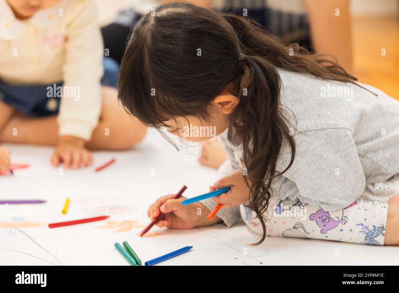 School children drawing a picture Stock Photo - Alamy