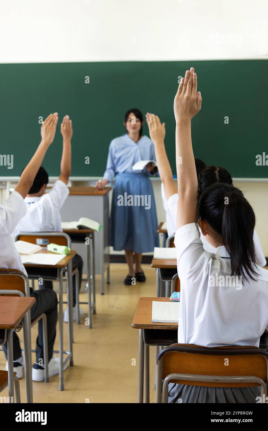 Class Observation In Kamogawa Junior High School 640x427
