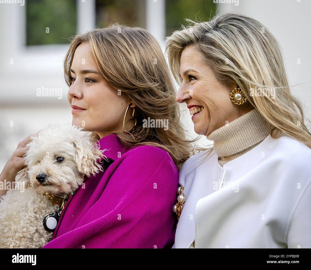 amsterdam-29-11-2024-princess-ariane-and-queen-maxima-during-a