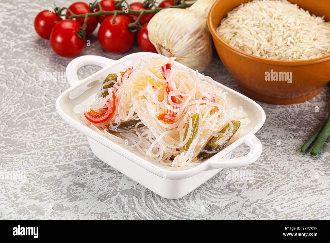 Asian cuisine - glass rice noodle with vegetables Stock Photo - Alamy